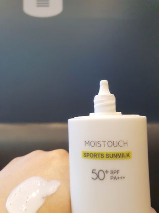 아이레시피 모이스트터치 스포츠 선밀크 50ml (SPF50+ PA+++) — 4점을 준 리뷰어가 2023년 7월 올린 사용 사진