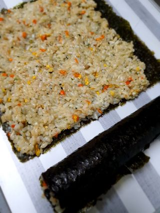 해풀잎 누구나 김밥*1ea [(혼합야채 35g *1ea,  김밥김 (5g, 5ea),  양념간장 (6g, 5ea), 참기름(5g, 2ea)] — 4점을 준 리뷰어가 2022년 7월 올린 사용 사진