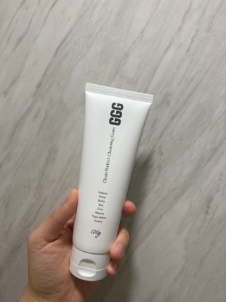지지지 클린 퍼펙트 클렌징폼 120g — 5점을 준 리뷰어가 2022년 3월 올린 사용 사진