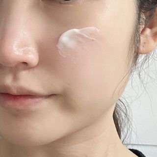 산다화 비타민C 화이트닝 크림 — 4점을 준 리뷰어가 2023년 5월 올린 사용 사진