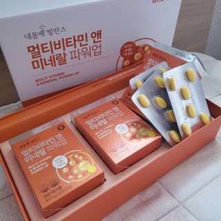 서울약사신협_내몸애발란스멀티비타민앤미네랄파워업_800mg x 90정 — 4점을 준 리뷰어가 2021년 8월 올린 사용 사진