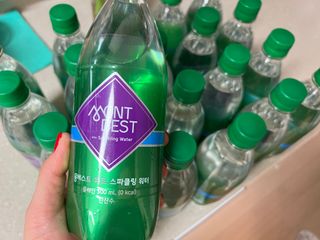 몽베스트 Montbest with Sparkling water Plain 20병 — 5점을 준 리뷰어가 2022년 6월 올린 사용 사진
