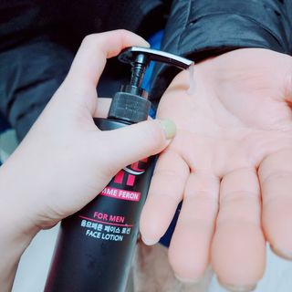 웰피아생활건강 웰피아 올인원 남성화장품 옴므페론 — 5점을 준 리뷰어가 2023년 1월 올린 사용 사진