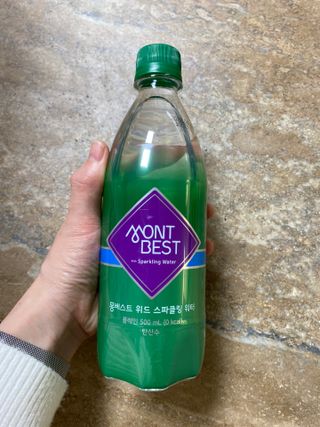 몽베스트 Montbest with Sparkling water Plain 20병 — 5점을 준 리뷰어가 2021년 10월 올린 사용 사진