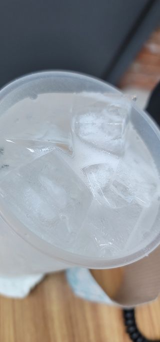 몽베스트 Montbest with Sparkling water Lime20병 — 5점을 준 리뷰어가 2022년 7월 올린 사용 사진