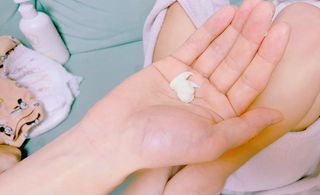 mom e 맘이 내추럴 베이비 케어 샴푸앤바스+로션 — 5점을 준 리뷰어가 2021년 1월 올린 사용 사진