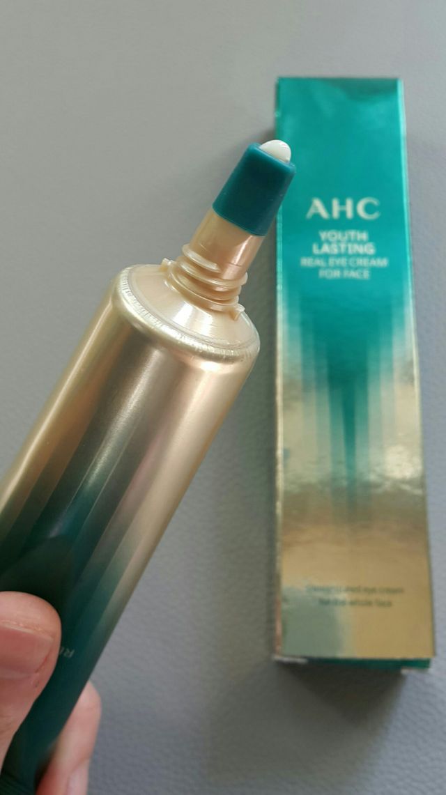 [NEW 탄력유턴 아이크림] AHC 유스 래스팅 리얼 아이크림 포 페이스 리뷰 사진