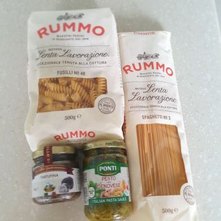 이탈리안 프리미엄 파스타 룸모 Rummo 파스타 2종 + 바질 페스토 + 블랙 트러플 페이스트 — 5점을 준 리뷰어가 2021년 7월 올린 사용 사진
