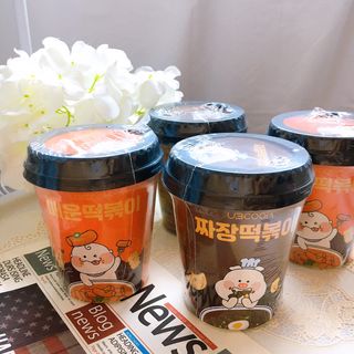유비쿡 컵떡볶이 매운컵떡볶이2개/ 짜장컵떡볶이 2개  총 4개세트 — 5점을 준 리뷰어가 2021년 3월 올린 사용 사진