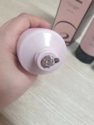 오투에니원 인컨보 바디 퍼퓸 크림 200ml — 5점을 준 리뷰어가 2023년 2월 올린 사용 사진