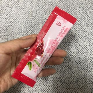 헬스업_쁘띠쁘띠석류콜라겐젤리_20g x 14포 — 5점을 준 리뷰어가 2021년 1월 올린 사용 사진