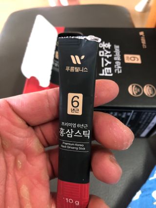 [푸름웰니스] 프리미엄 6년근 홍삼스틱 3mg x 100포 — 5점을 준 리뷰어가 2022년 3월 올린 사용 사진