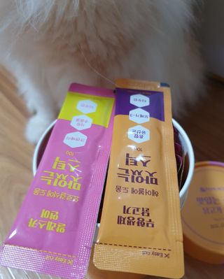 페페로니 맛있는 스틱 - 무항생제 닭고기 15개 + 알래스카 연어 15개 — 5점을 준 리뷰어가 2021년 8월 올린 사용 사진