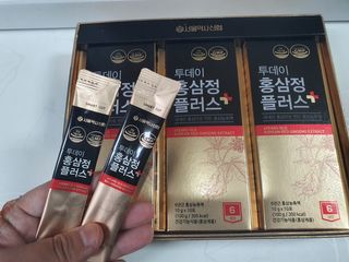 서울약사신협_투데이홍삼정플러스스틱_10g x 30포 — 5점을 준 리뷰어가 2021년 3월 올린 사용 사진
