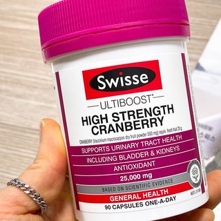 Swisse 스위스 고함량 크랜베리 25000mg 90정 — 4.5점을 준 리뷰어가 2021년 2월 올린 사용 사진