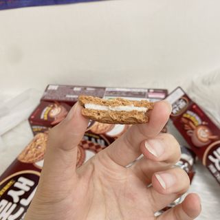 롯데제과 롯샌 카페크런치 — 5점을 준 리뷰어가 2021년 10월 올린 사용 사진