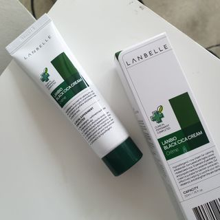 랑벨 랑바이오 블랙 시카 크림 50ml(블랙비 프로폴리스, 시카 4종, 판테놀 10 함유) — 5점을 준 리뷰어가 2022년 4월 올린 사용 사진