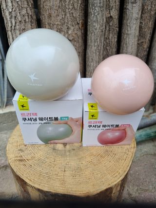 트라택 쿠셔닝 웨이트볼 0.5kg + 1kg SET — 5점을 준 리뷰어가 2022년 6월 올린 사용 사진