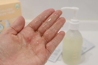 카엘라 락토 다마스크 로즈 여성청결제 젤 기획세트 — 5점을 준 리뷰어가 2023년 6월 올린 사용 사진