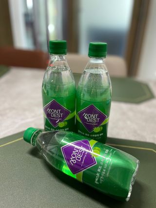 몽베스트 Montbest with Sparkling water Lime20병 — 5점을 준 리뷰어가 2022년 5월 올린 사용 사진