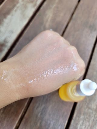 체르엠 스템앤셀 비타민 브라이트닝 에센스 30ml 1개 — 4.5점을 준 리뷰어가 2021년 10월 올린 사용 사진