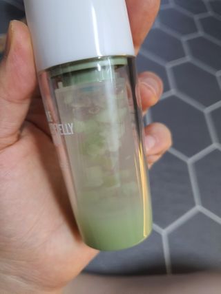 김정문알로에 큐어 큐어 알로에 리프레쉬 젤리 세럼, 큐어 알로에 하이드로 젤리 크림 — 5점을 준 리뷰어가 2021년 2월 올린 사용 사진
