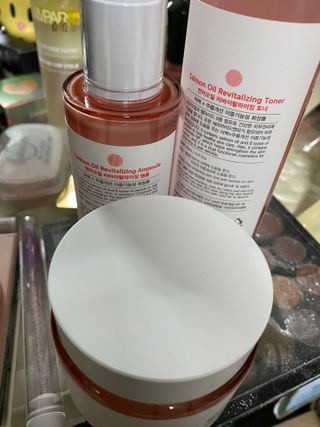 아이앤립 / EYENLIP 아이앤립 연어오일 리바이탈라이징 토너+앰플+크림 3종 세트 — 5점을 준 리뷰어가 2021년 7월 올린 사용 사진
