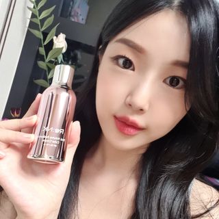 Re:NK 리엔케이 핑크 볼륨 래디언스 컬러크림 — 5점을 준 리뷰어가 2021년 7월 올린 사용 사진