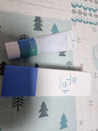 [심폐소생소] 무불소 임산부 천연 치약 — 5점을 준 리뷰어가 2021년 9월 올린 사용 사진