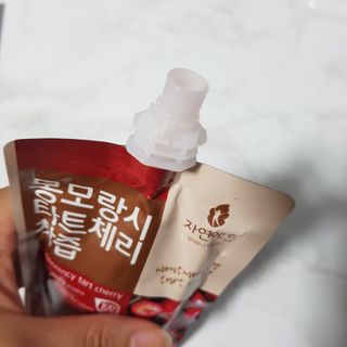 자연에온 몽모랑시 타트체리 3종 세트 구성 - 저분자콜라겐젤리, NFC 착즙주스 — 5점을 준 리뷰어가 2021년 7월 올린 사용 사진
