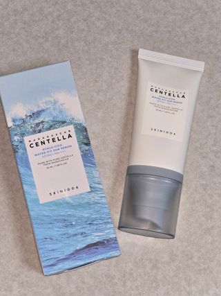 [스킨1004] 마다가스카르 센텔라 히알루-시카 워터핏 선세럼 50ml — 4점을 준 리뷰어가 2024년 5월 올린 사용 사진
