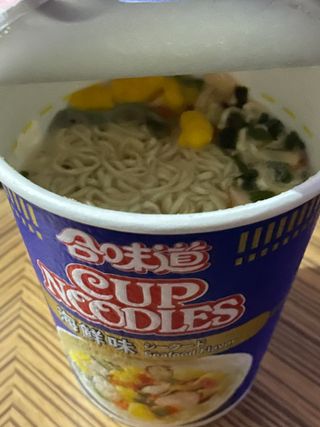 NISSIN 닛신 컵누들  4종 - 씨푸드오리지날, 씨푸드 스파이시, 씨푸드 커리, 씨푸드 XO소스 — 5점을 준 리뷰어가 2022년 11월 올린 사용 사진