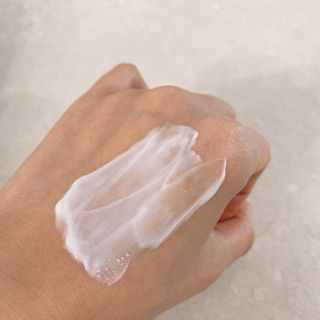 유이크 바이옴 레미디 바디 로션 — 5점을 준 리뷰어가 2022년 11월 올린 사용 사진
