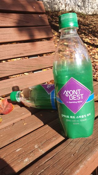 몽베스트 Montbest with Sparkling water Plain 20병 — 5점을 준 리뷰어가 2021년 11월 올린 사용 사진