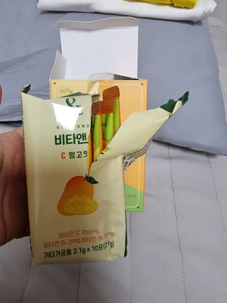 비타앤C 레몬맛, 망고맛 — 5점을 준 리뷰어가 2021년 5월 올린 사용 사진