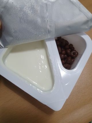 매일바이오 토핑요거트 — 4점을 준 리뷰어가 2021년 5월 올린 사용 사진