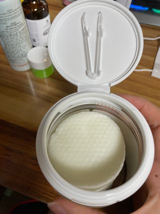 랑벨 비타 에너지 잡티 앰플 패드 65매 (투명하고 밝은 얼굴 광채패드) — 4.5점을 준 리뷰어가 2022년 6월 올린 사용 사진