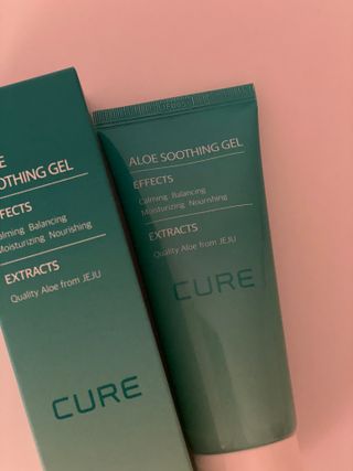 김정문알로에 큐어 큐어 맥시 알로에베라 겔 크림 — 5점을 준 리뷰어가 2021년 3월 올린 사용 사진