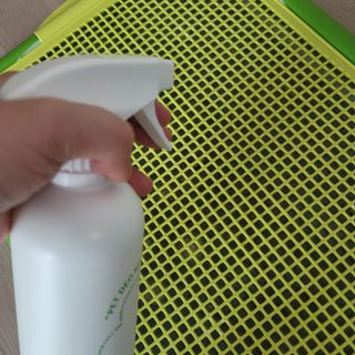 [푸푸몬스터] 비건 펫 데오 스프레이(탈취제) 500ml (유향/무향 택 1) — 5점을 준 리뷰어가 2022년 7월 올린 사용 사진
