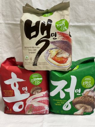 [풀무원] 자연은맛있다 정면, 백면, 홍면  세트 — 3점을 준 리뷰어가 2021년 4월 올린 사용 사진