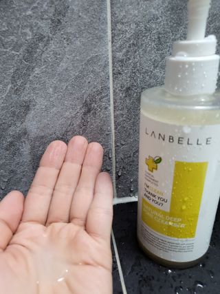 랑벨 내츄럴 딥 포어 클렌저 210ml (저자극 약산성 천연 클렌징 젤) — 5점을 준 리뷰어가 2022년 4월 올린 사용 사진