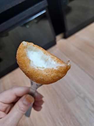 가치식탁 리얼쫀득치즈볼 — 5점을 준 리뷰어가 2021년 2월 올린 사용 사진