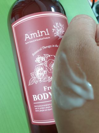 아미니 플라워테라피 바디로션  500ml 시리즈 — 5점을 준 리뷰어가 2021년 1월 올린 사용 사진
