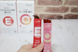 인디닥터 면역 생생 핑크 이뮨 젤리 + 타이탄 BCAA 프로틴 젤리스틱 — 5점을 준 리뷰어가 2022년 3월 올린 사용 사진