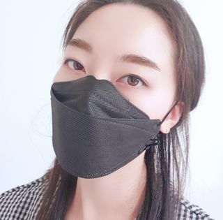 에버그린 순면 끈조절 KF80 마스크 - 화이트/블랙 컬러 대형 - 10매 — 5점을 준 리뷰어가 2021년 7월 올린 사용 사진