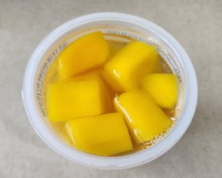 돌 MF[Dole] 파인애플컵/망고컵/복숭아컵 198g 6입X1박스 (맛 1가지 랜덤 발송) — 5점을 준 리뷰어가 2024년 5월 올린 사용 사진