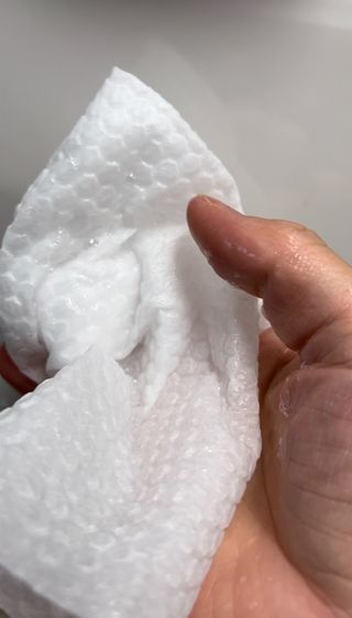 부직포나라 중금속유해물질ZERO 뜯어쓰는 주방 일회용수세미 60매 2매 — 5점을 준 리뷰어가 2022년 11월 올린 사용 사진