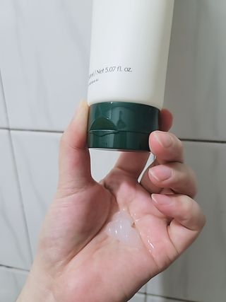 라로지크 X3 리페어 퍼퓸 헤어팩 150mℓ — 5점을 준 리뷰어가 2021년 12월 올린 사용 사진
