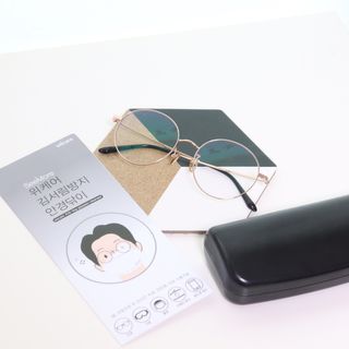 위케어 김서림방지 안경닦이 안티포그 극세사클리너 — 5점을 준 리뷰어가 2021년 2월 올린 사용 사진