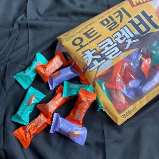 델리스 오트 밀키 초콜릿 바 — 5점을 준 리뷰어가 2022년 3월 올린 사용 사진